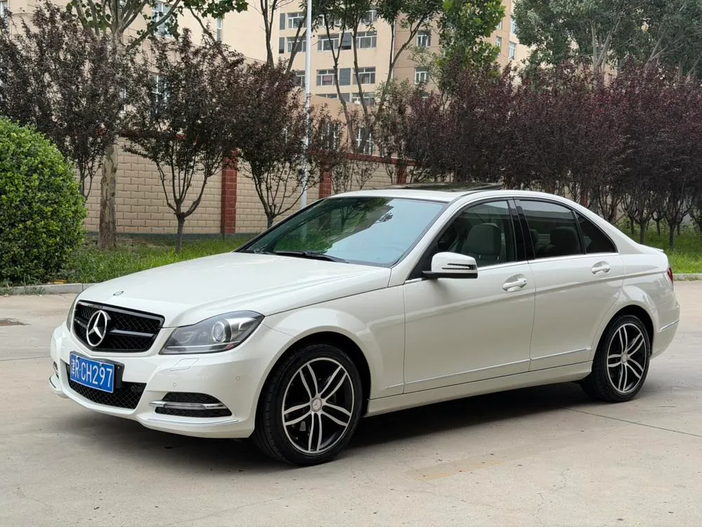 Mercedes-Benz C-Class, 2011