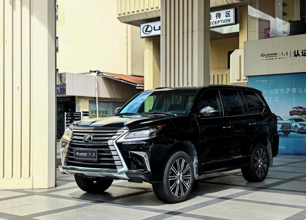 Lexus LX, 2020