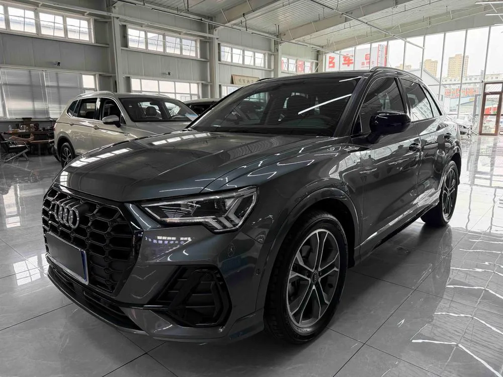 Audi Q3, 2022