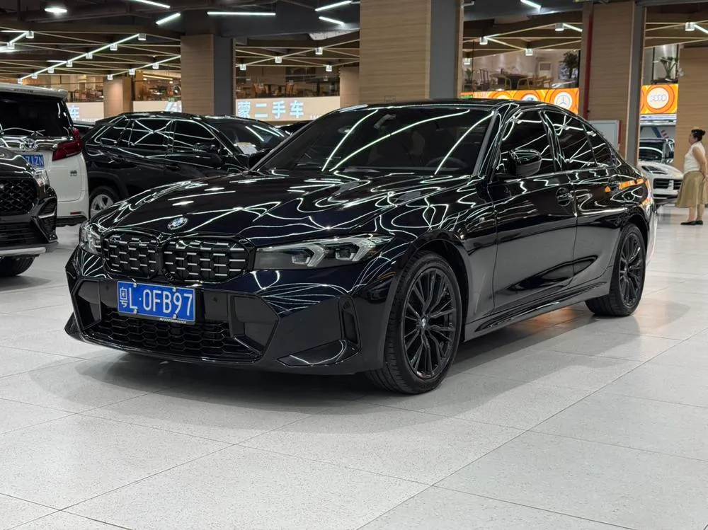 BMW 3-Series, 2023