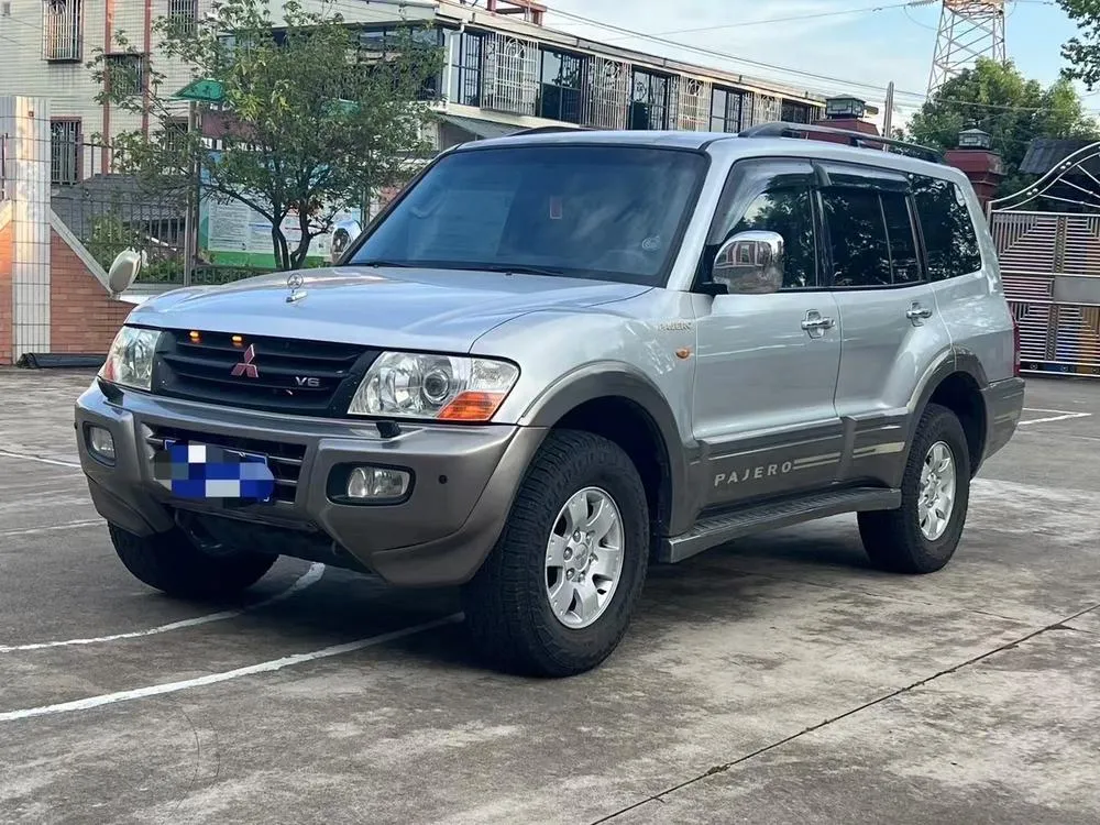 Mitsubishi Pajero, 2008