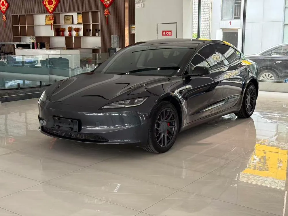 Tesla Model 3, 2023