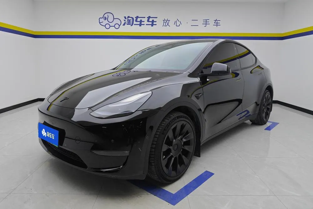 Tesla Model Y, 2023