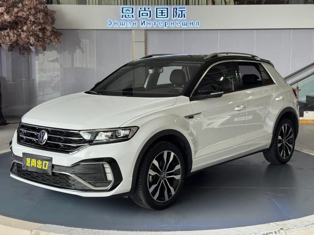 Volkswagen T-Roc 280TSI DSG 2WD R-Line Pro PLUS, 2022 — фото 1