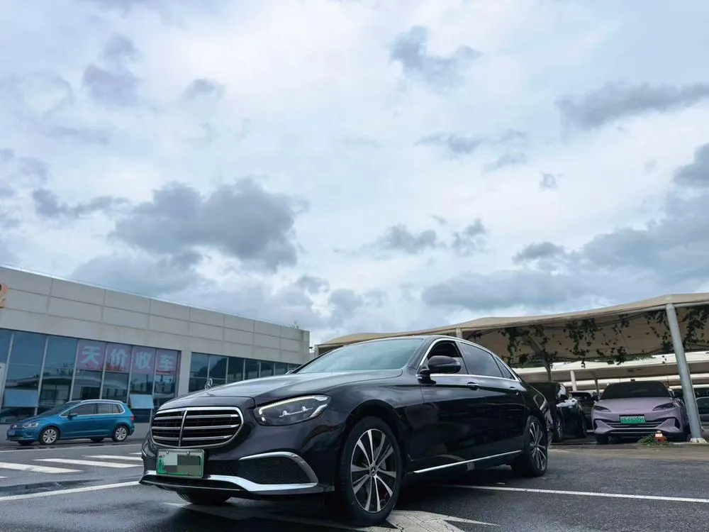 Mercedes-Benz E-Class PHEV E 350 e L Sport, 2022 — фото 1