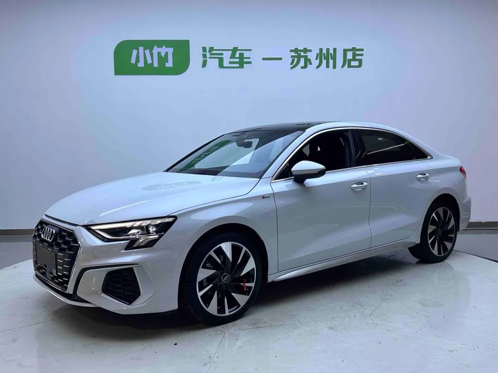 Audi A3 Facelift A3L Limousine 35 TFSI Fashion Sport Version, 2023 — фото 1
