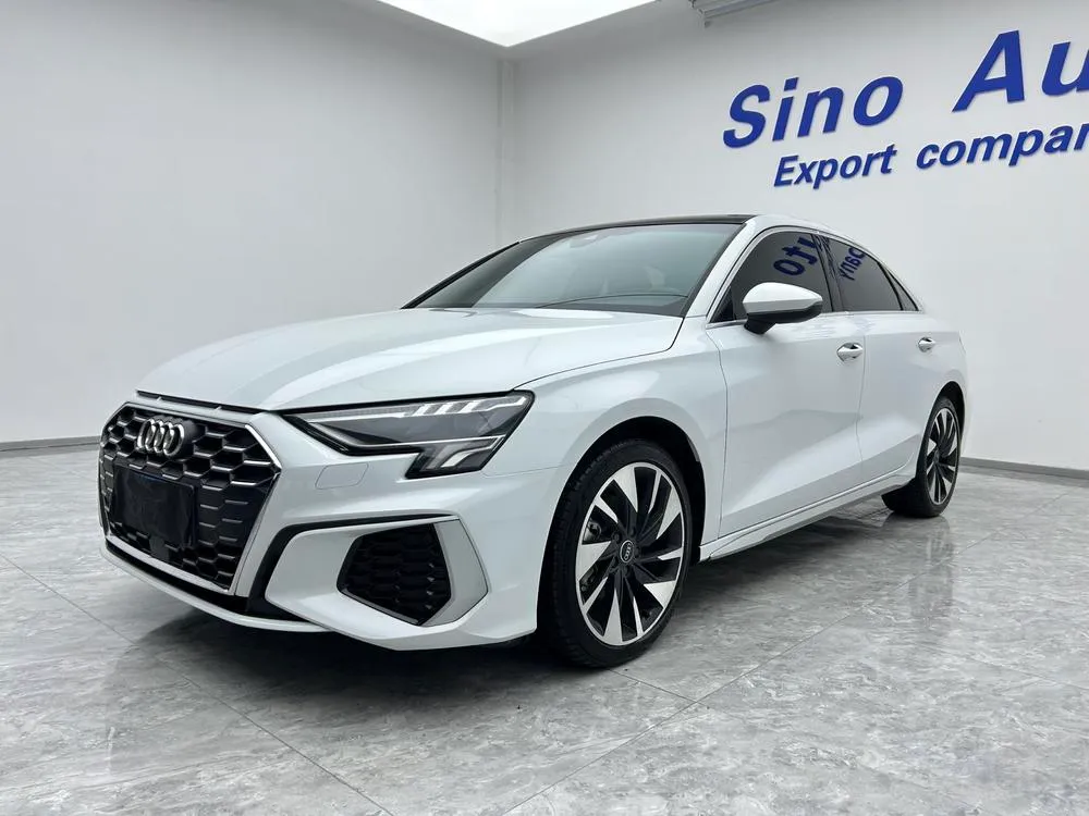 Audi A3 Facelift A3L Limousine 35 TFSI Fashion Sport Version, 2023 — фото 1