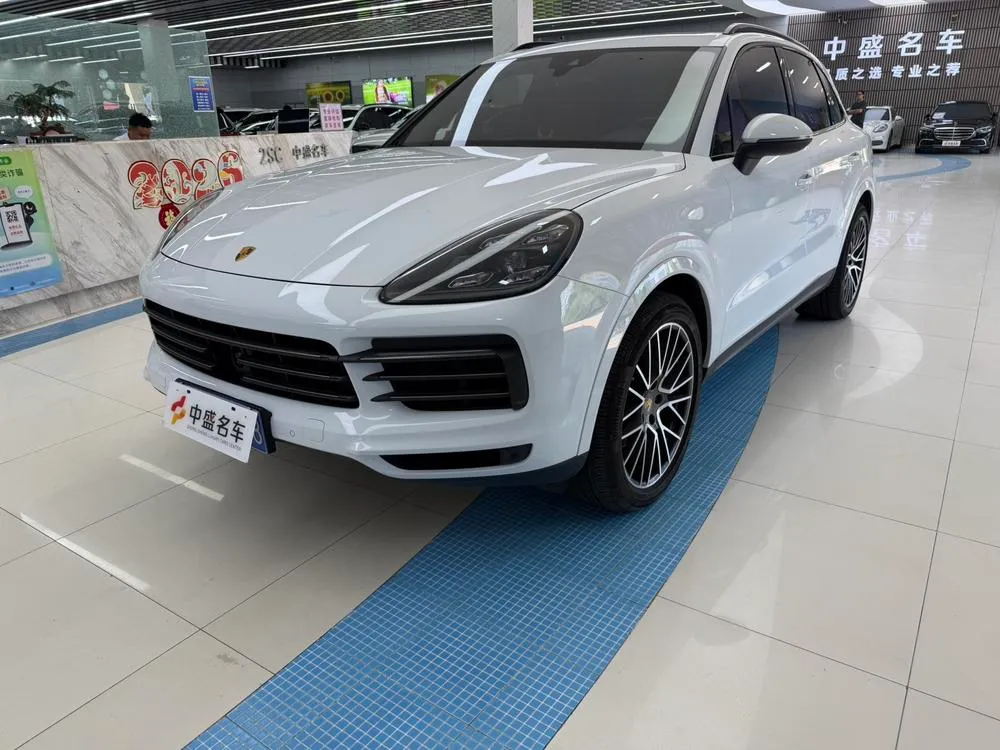 Porsche Cayenne Cayenne 3.0T Gold Edition, 2023 — фото 1