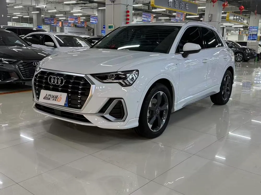 Audi Q3 35 TFSI Fashion Version, 2022 — фото 1