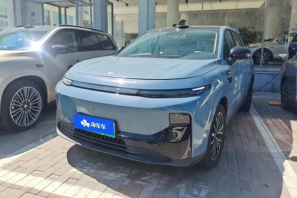 Leapmotor B10 510 Lidar Edition, 2025 — фото 1