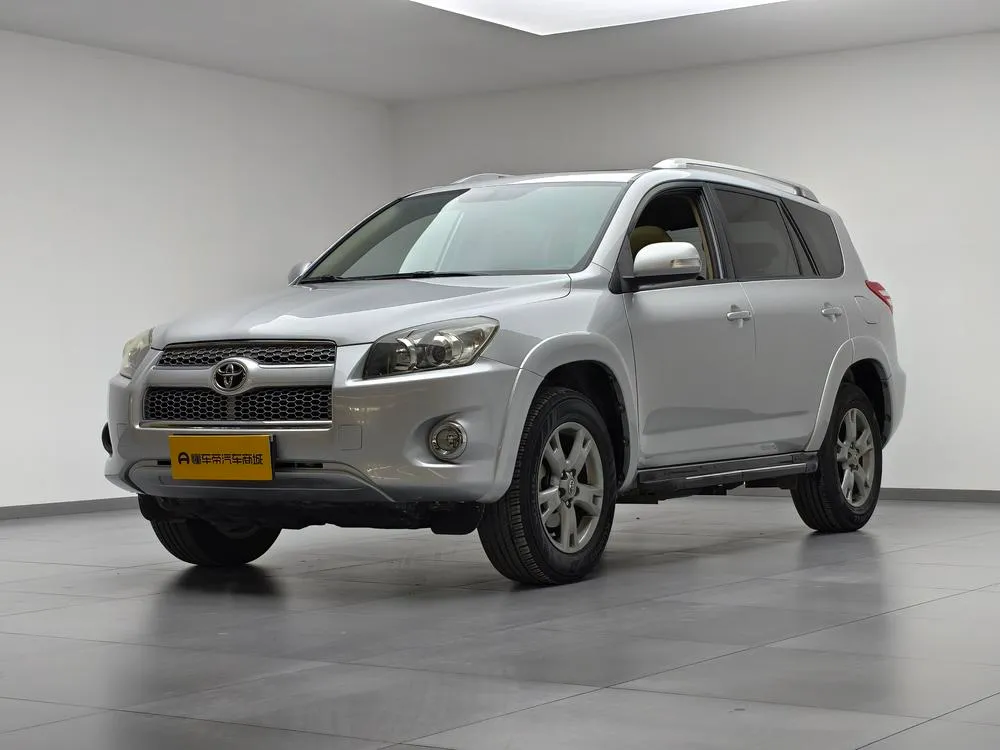 Toyota RAV4, 2012