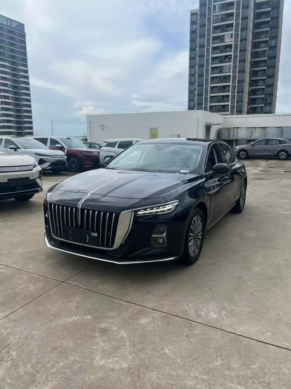 Hongqi H5, 2023
