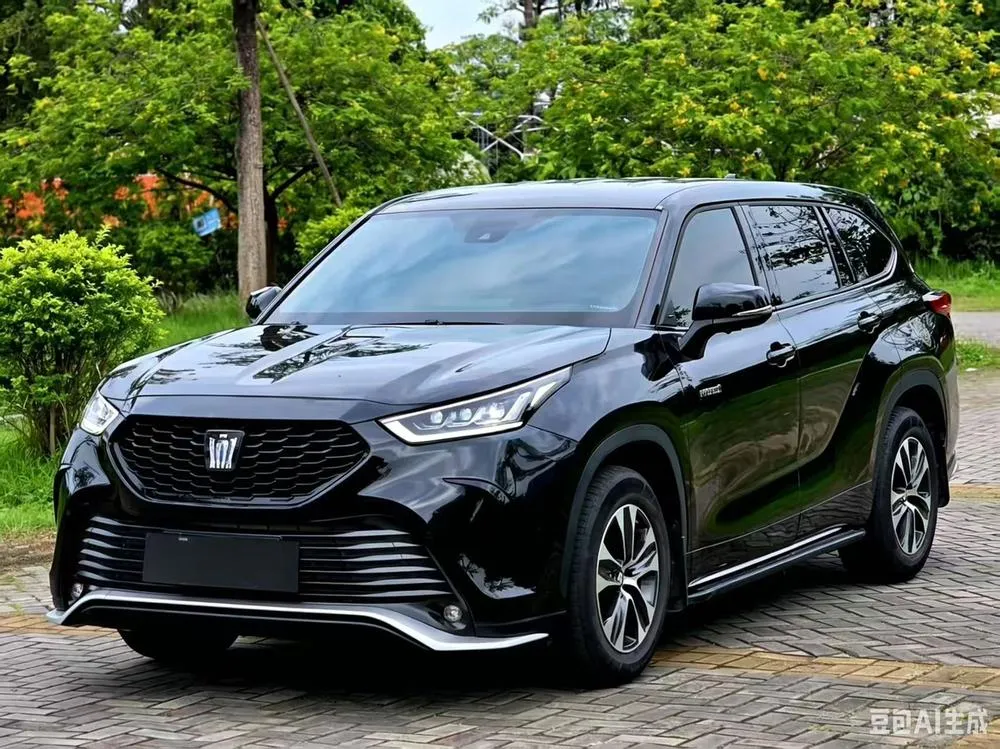Toyota Crown Kluger, 2022