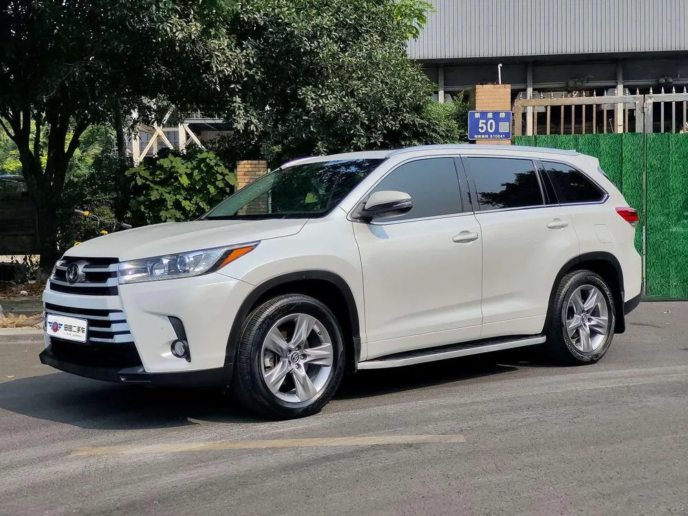 Toyota Highlander 2.0T 4WD Luxury Edition 7 Seater, 2021 — фото 1