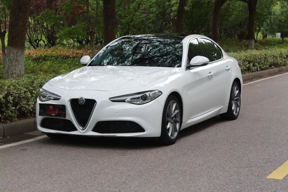 Alfa Romeo Giulia, 2017