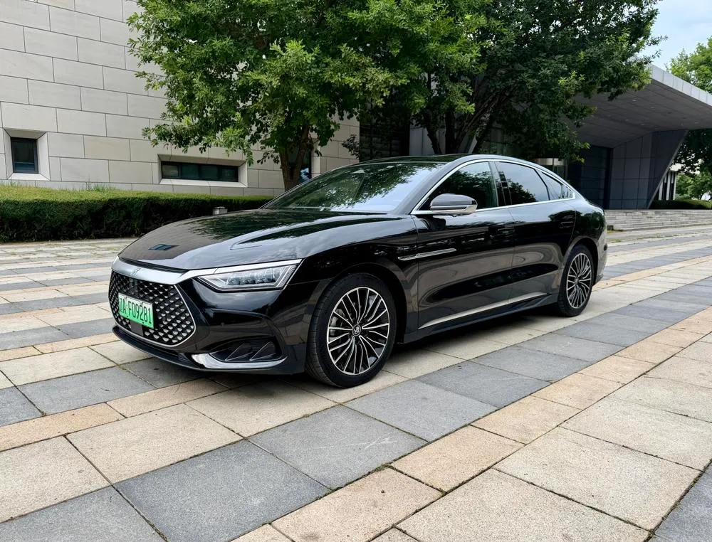 BYD Han DM DM-i 121KM Prestige Version, 2022 — фото 1