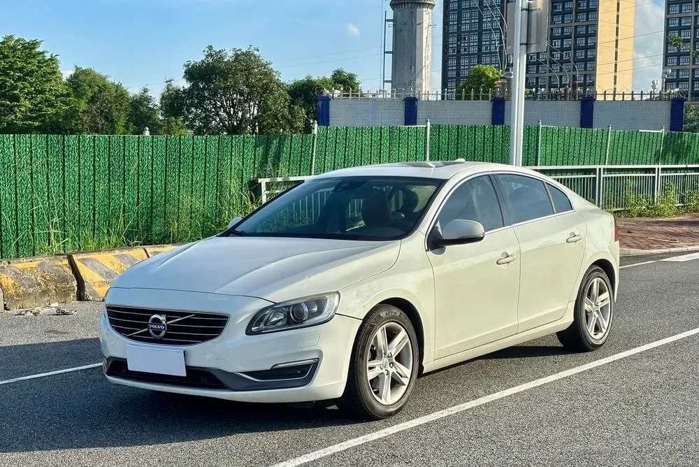 Volvo S60, 2014