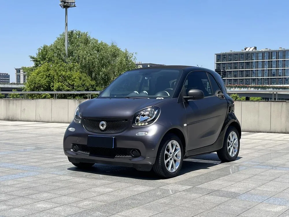 Smart fortwo 1.0L 52 Edition CN5, 2018 — фото 1