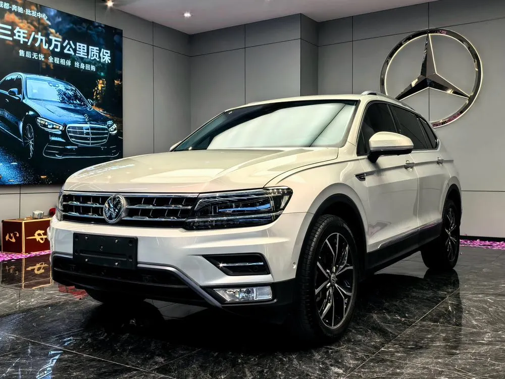 Volkswagen Tiguan L 380TSI автомат полный привод 智动 Люкс нормы China VI, 2019 — фото 1