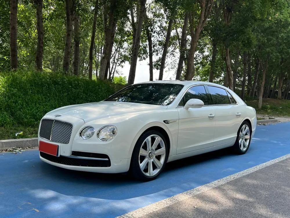Bentley Flying Spur, 2013