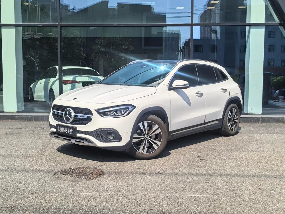 Mercedes-Benz GLA, 2022
