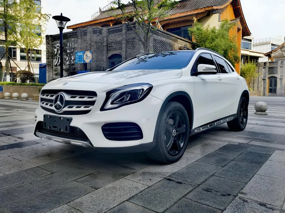 Mercedes-Benz GLA, 2019