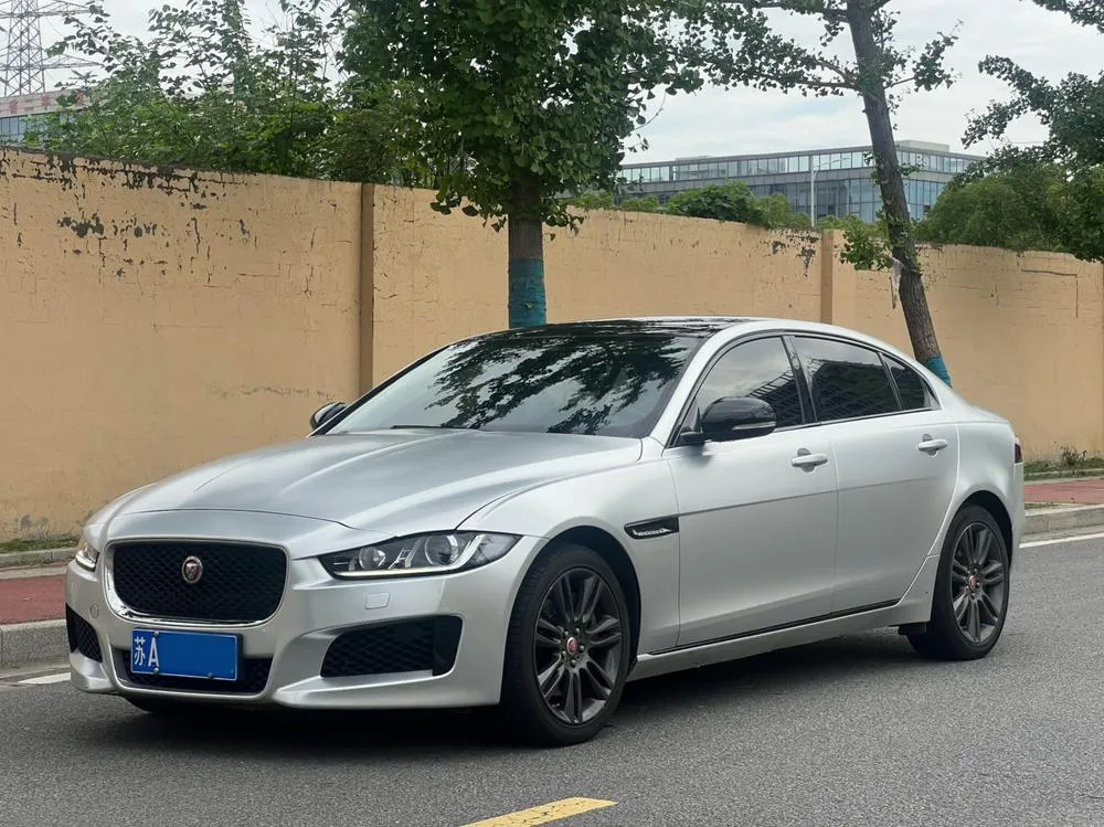 Jaguar XEL 2.0T 200PS Prestige Edition, 2018 — фото 1