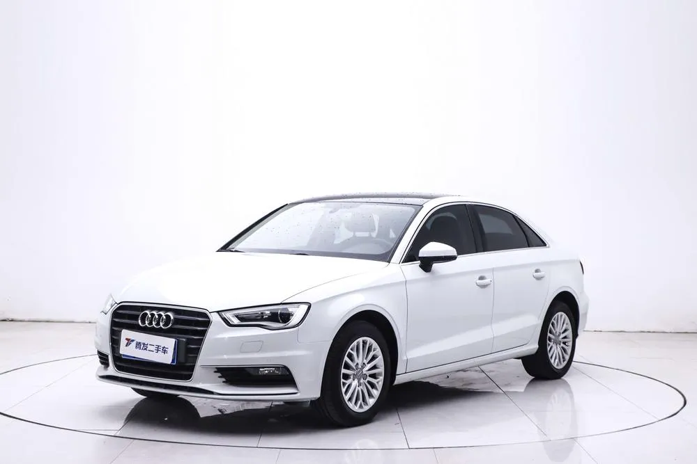 Audi A3 Limousine 35 TFSI Version, 2016 — фото 1