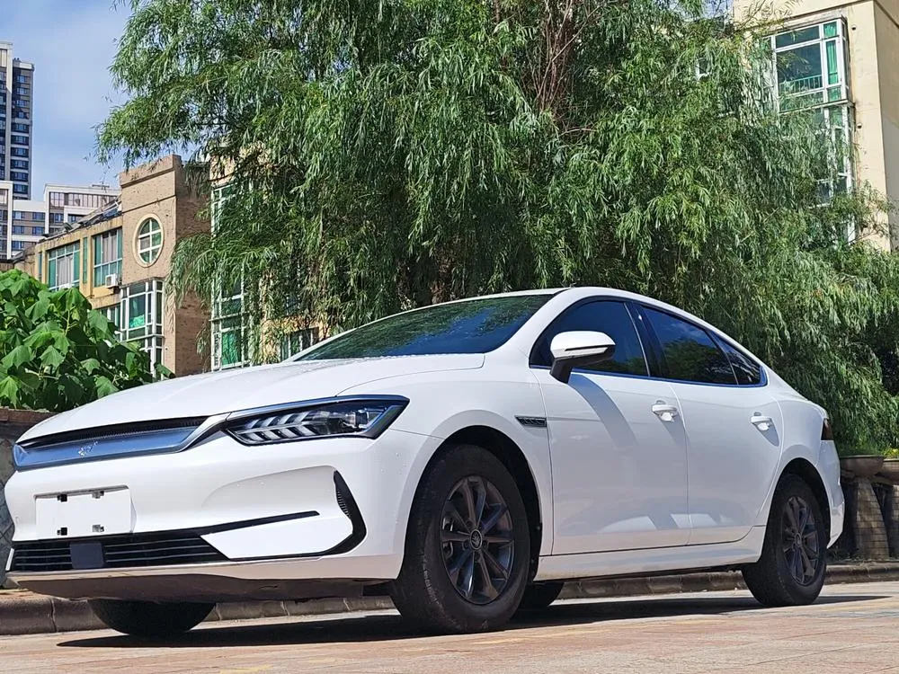 BYD Qin PLUS EV 400KM Luxury Version, 2021 — фото 1
