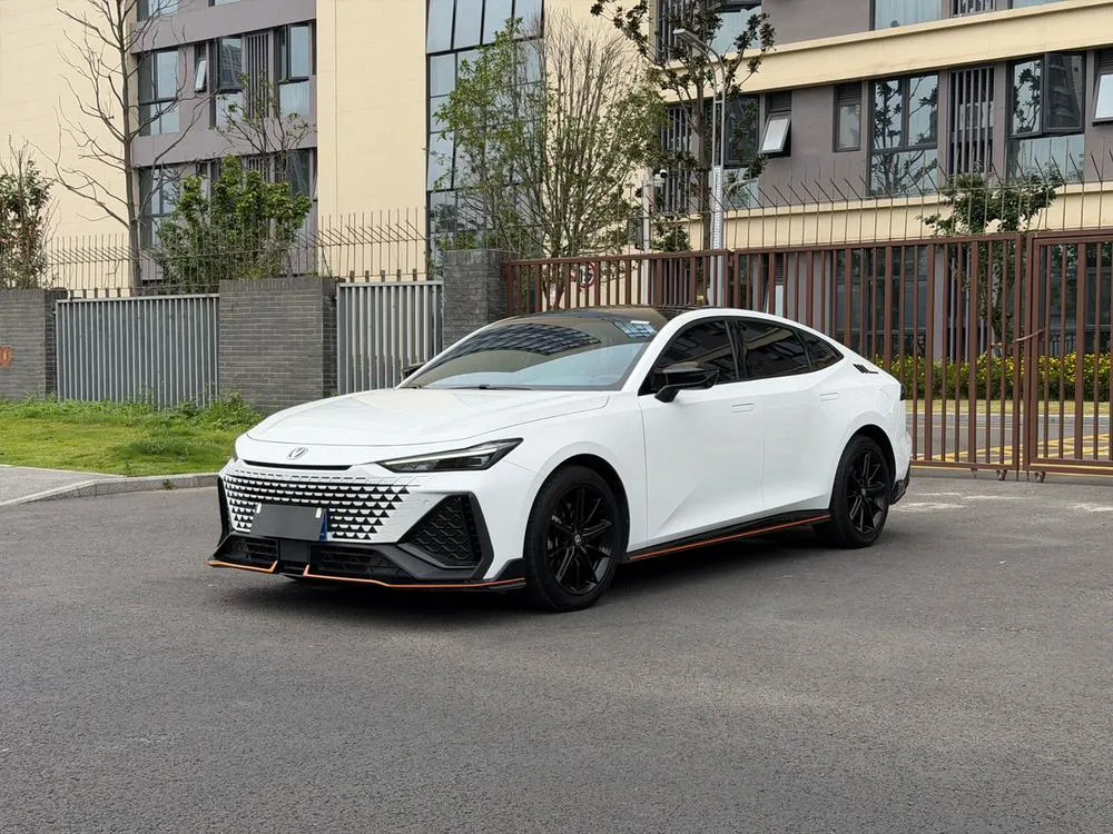 Changan UNI-V 2.0T Edition, 2023 — фото 1