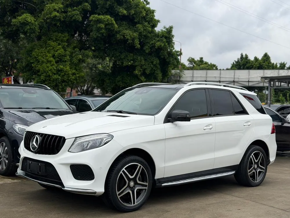 Mercedes-Benz GLE (Import), 2016