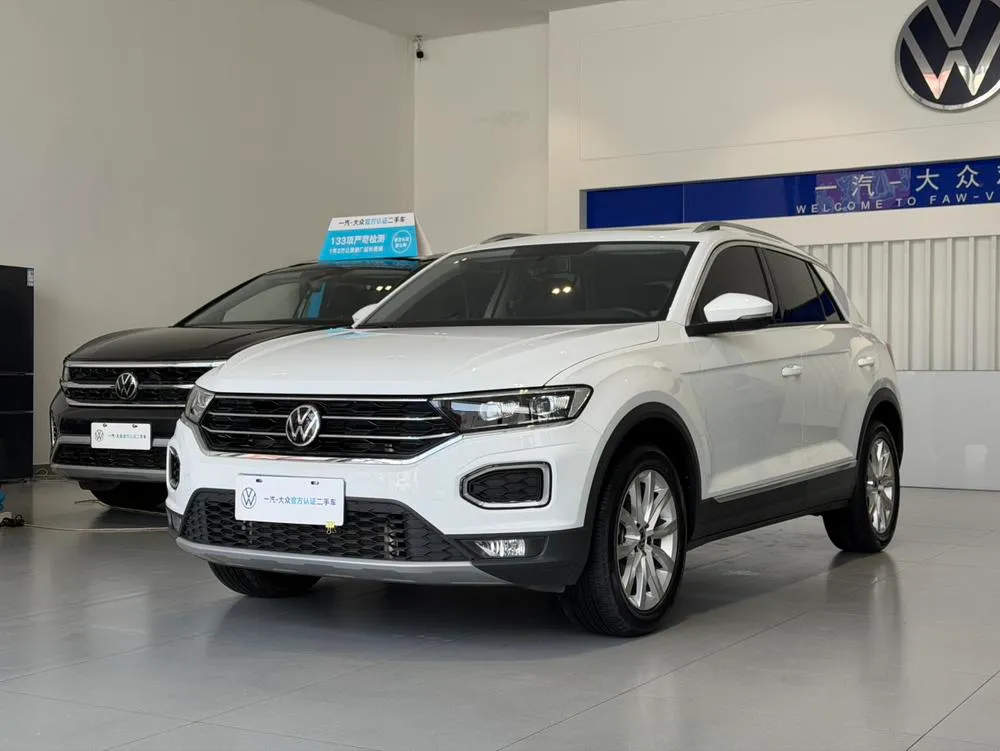 Volkswagen T-Roc 280TSI DSG 2WD Elite PLUS, 2022 — фото 1