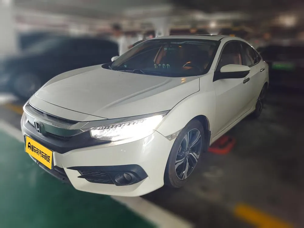 Honda Civic 220TURBO CVT Premium Edition, 2016 — фото 1