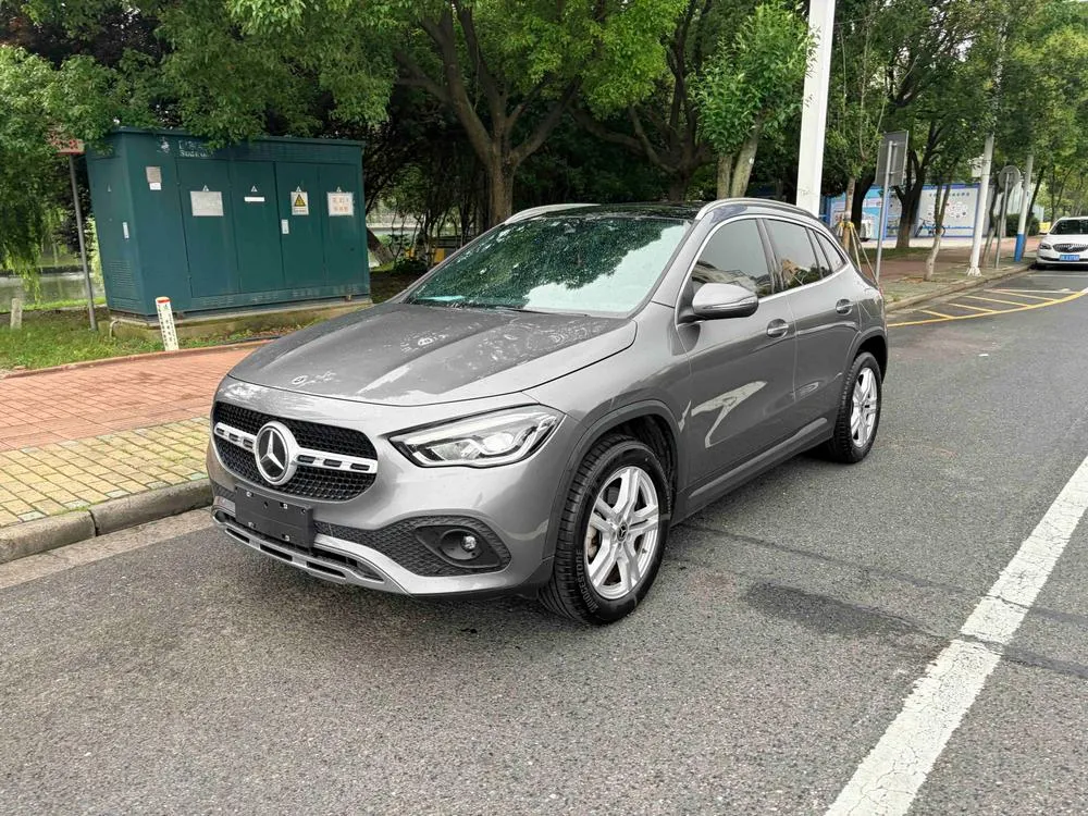Mercedes-Benz GLA Facelift GLA 200, 2022 — фото 1