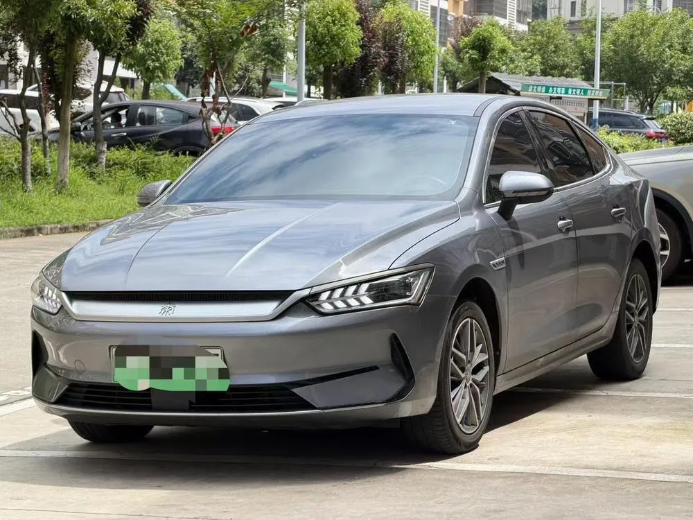 BYD Qin PLUS EV Glory Edition 510KM Leading Version, 2024 — фото 1
