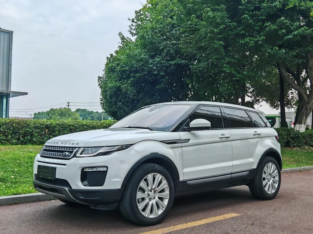 Land Rover Range Rover Evoque 240PS SE Edition, 2018 — фото 1