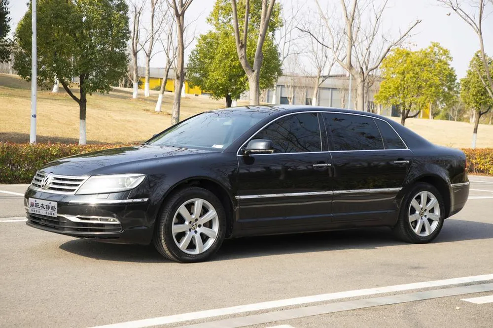 Volkswagen Phaeton 3.0L Version, 2014 — фото 1