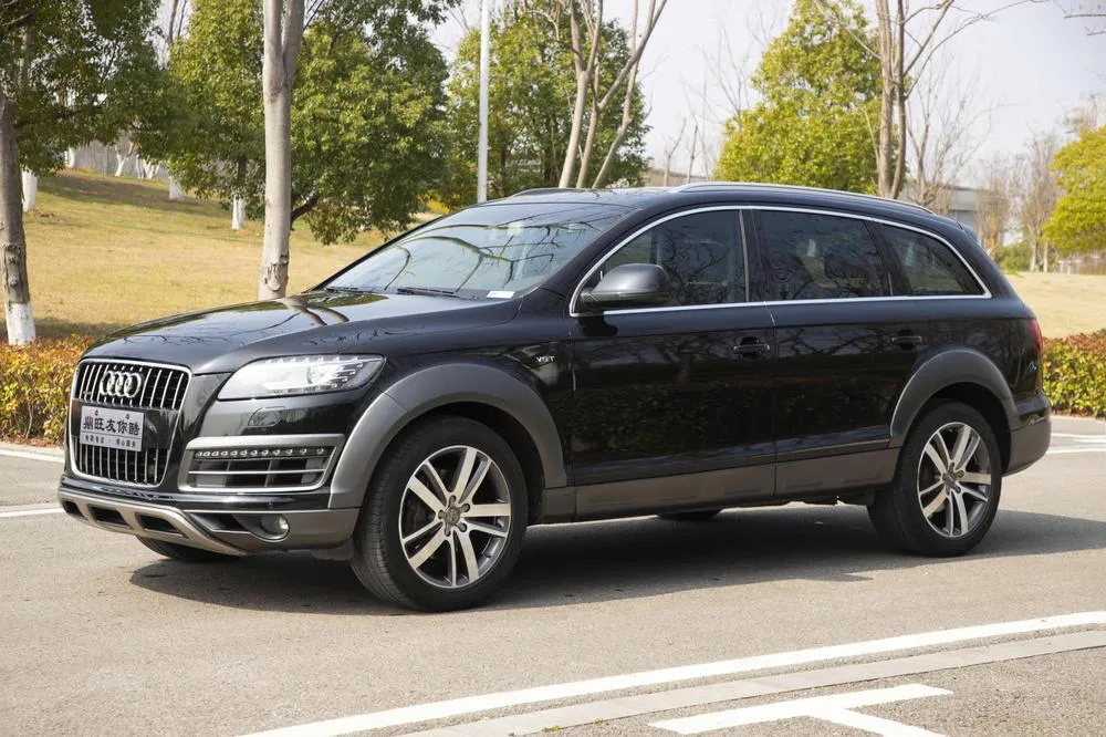 Audi Q7 40 TFSI Version, 2015 — фото 1