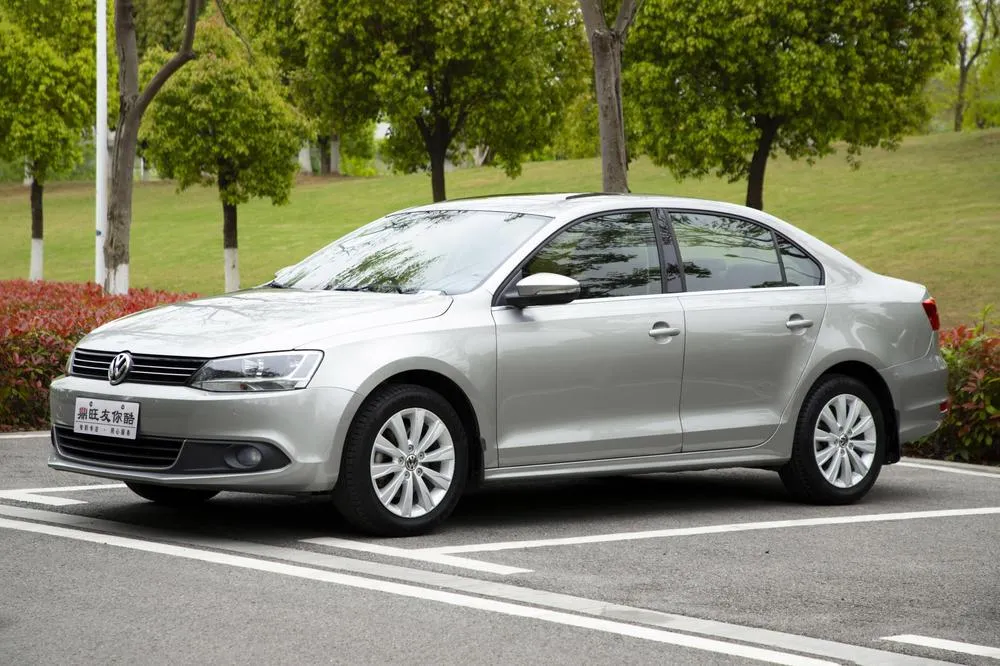 Volkswagen Sagitar 1.4TSI Auto Luxury Version, 2014 — фото 1