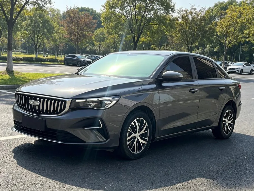 Geely Emgrand 4 1.5L CVT Edition, 2025 — фото 1