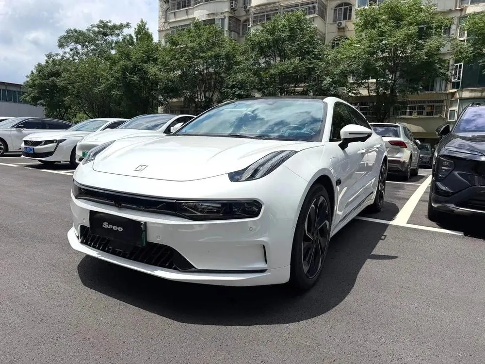 Zeekr 001 Long Range Dual Motor WE Edition, 2022 — фото 1