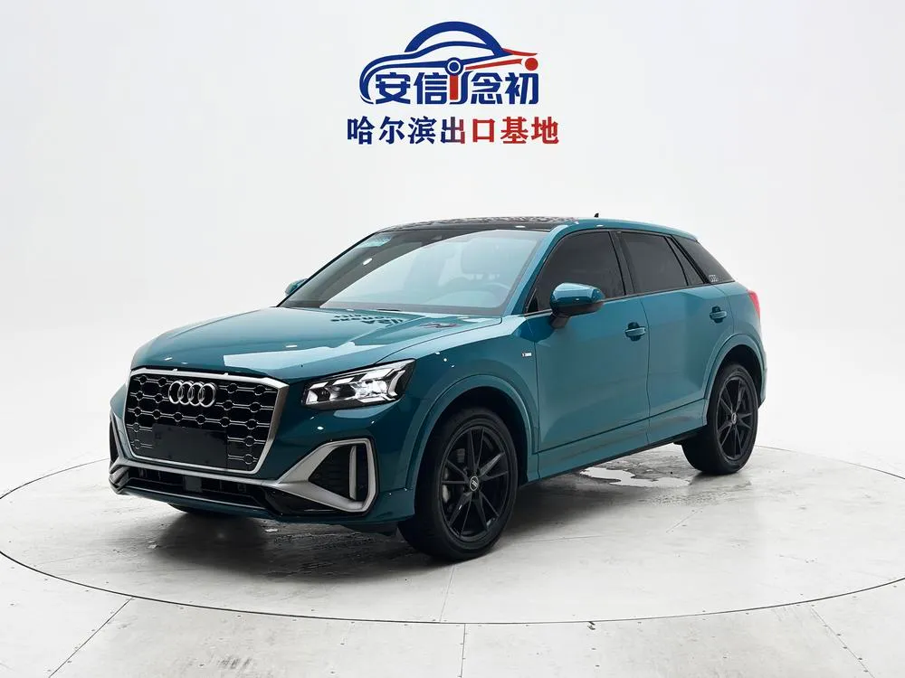 Audi Q2L 35 TFSI Version, 2022 — фото 1