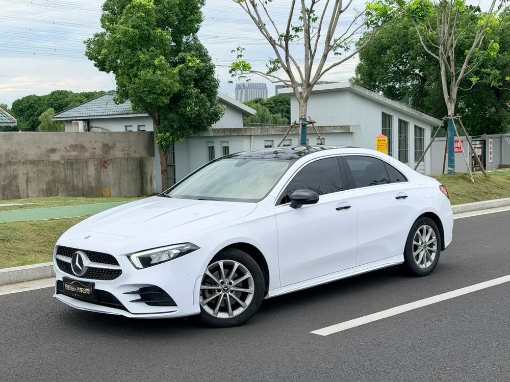 Mercedes-Benz A-Class A 200 L Sport Fashion Edition, 2021 — фото 1