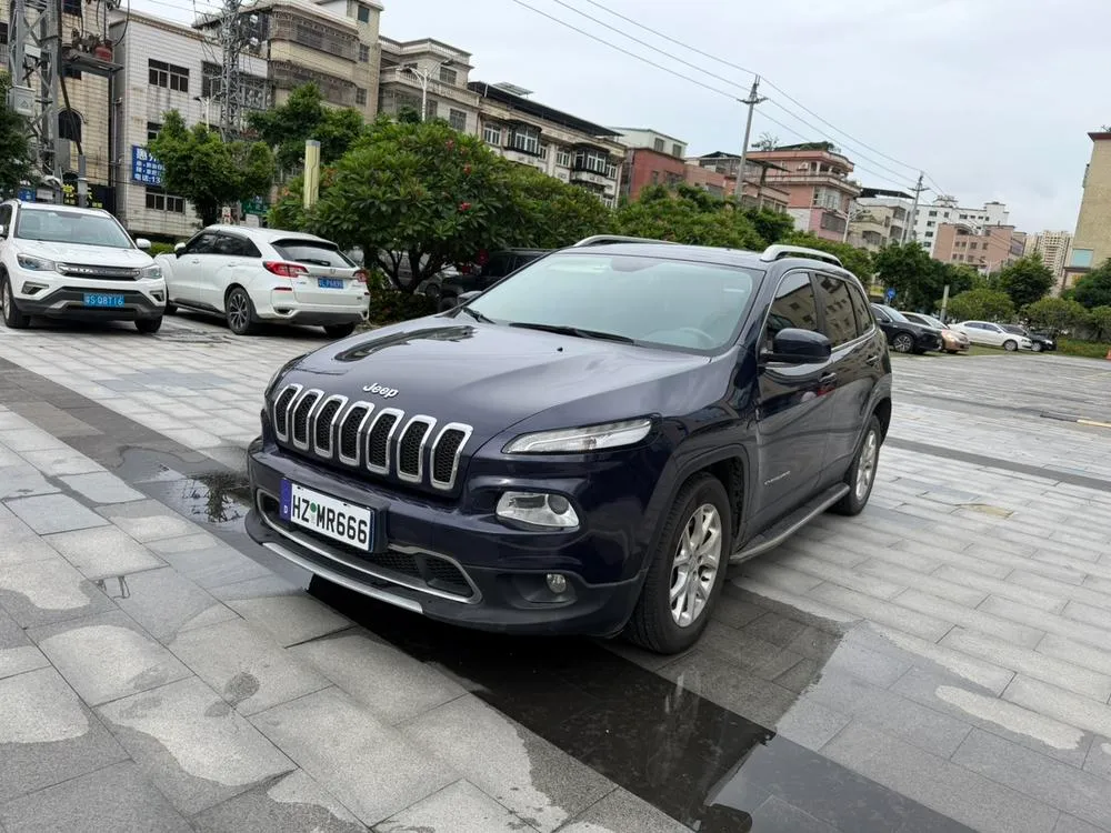 Jeep Cherokee, 2017