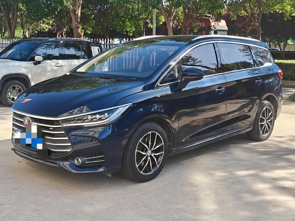 BYD Song MAX, 2018