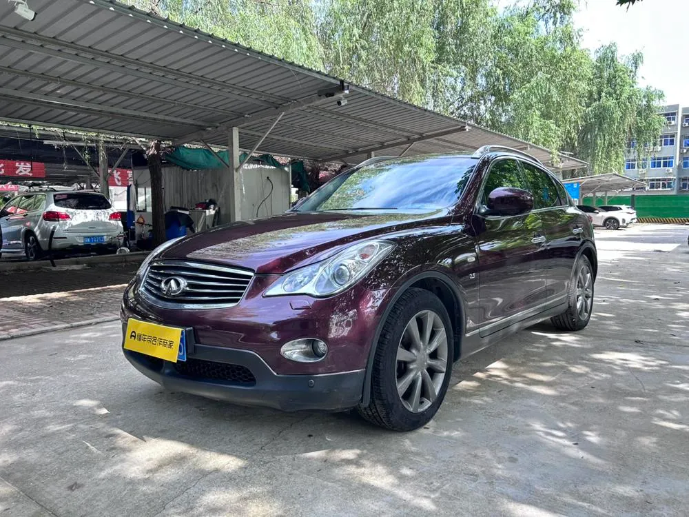 Infiniti QX50 (Import), 2013