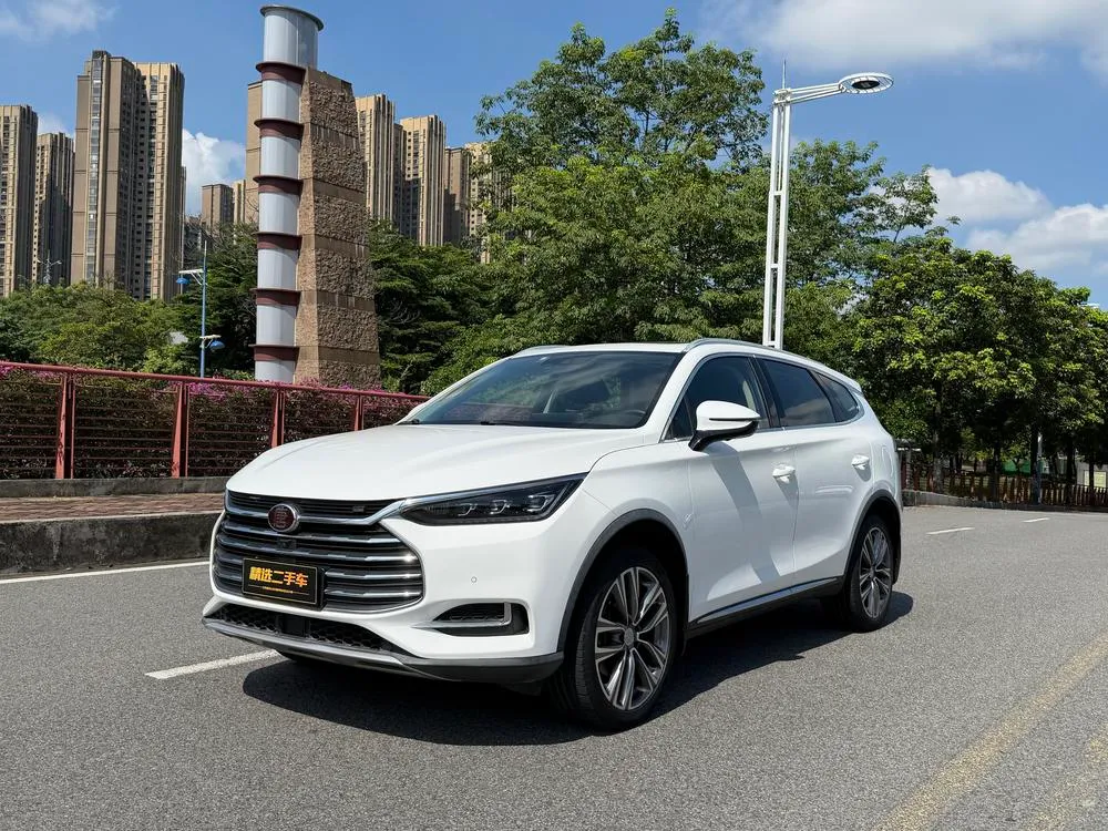 BYD Tang 2.0T Auto Smart Connected Premium Version 7 Seater CN5, 2018 — фото 1