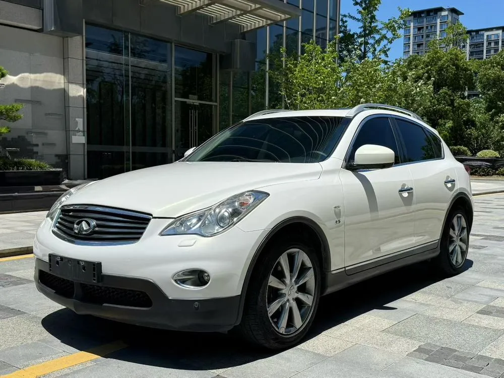 Infiniti QX50 (Import) 2.5L 2WD Edition, 2013 — фото 1