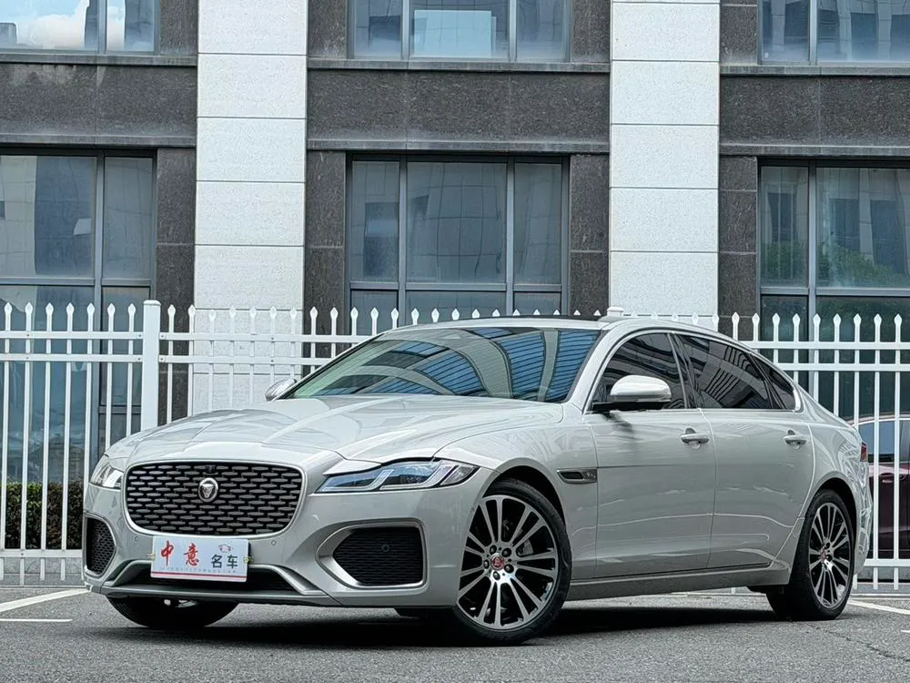 Jaguar XFL 2.0T P250 2WD Prestige Luxury Edition, 2024 — фото 1