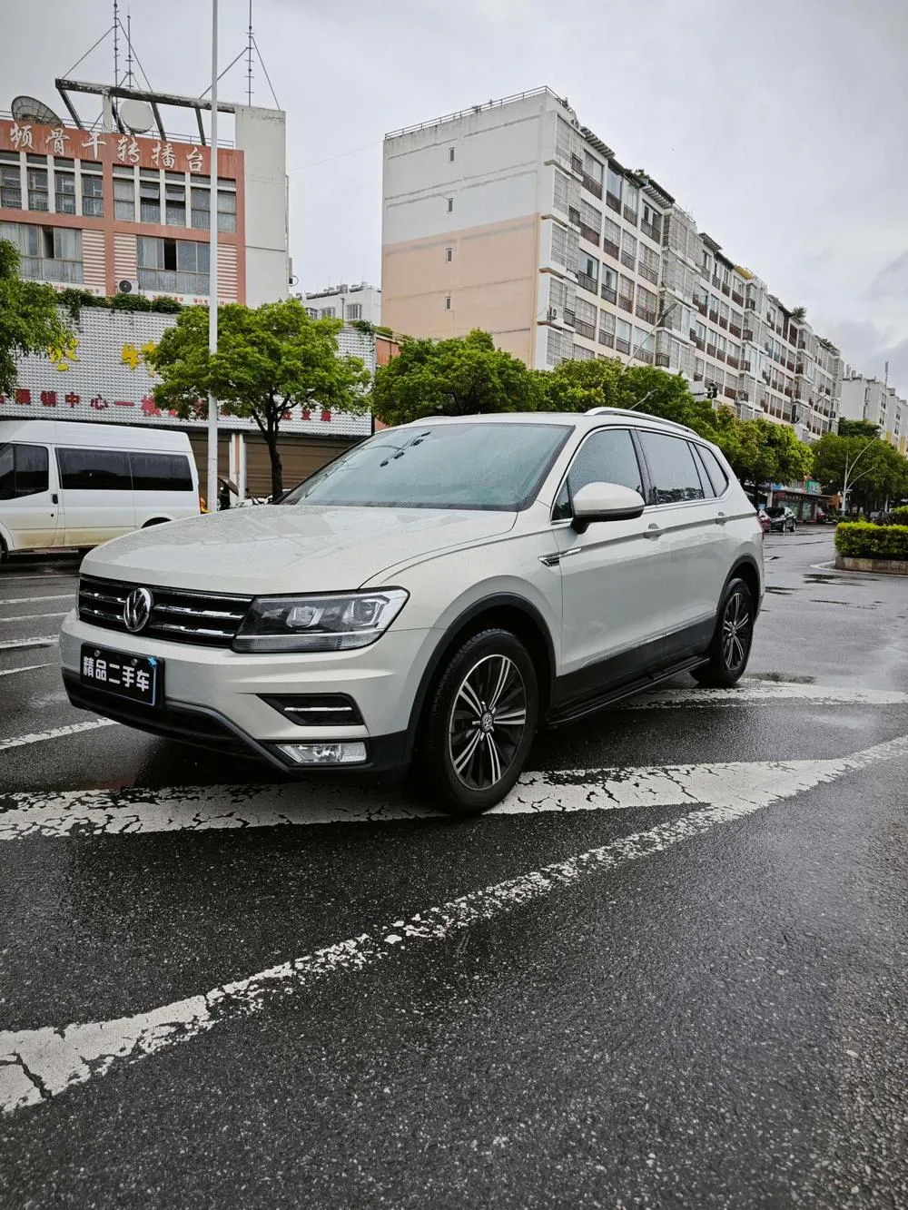 Volkswagen Tiguan L, 2020